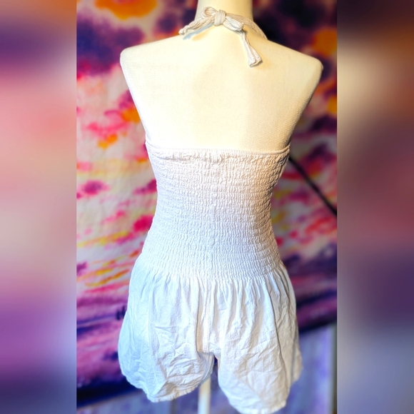 Gio Cam Romper NWOT. Size XL but more a L. Runs a little small. - Picture 5 of 6